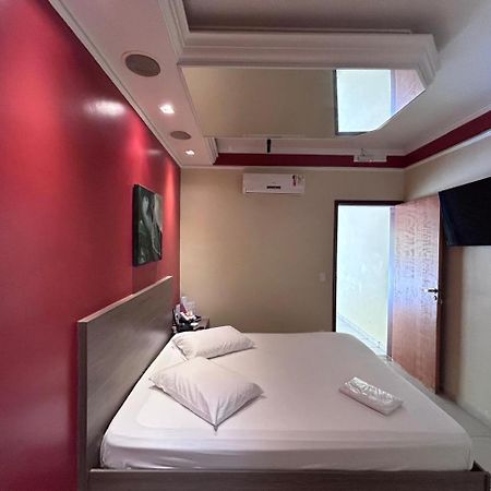 Alpha Motel Amparo  Esterno foto